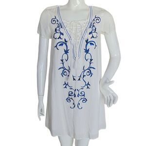 LULU'S Down in Kokomo Dress, XS, White/Blue-Black Embroidery, Mini, Lace Front